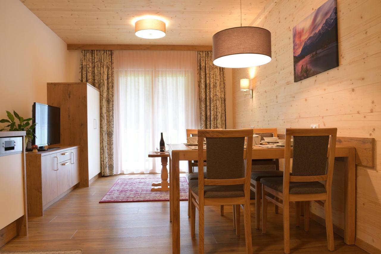 Villa Alpin Holzgau Exterior foto